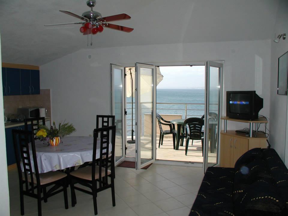 Njofra Banj Apartment Luaran gambar